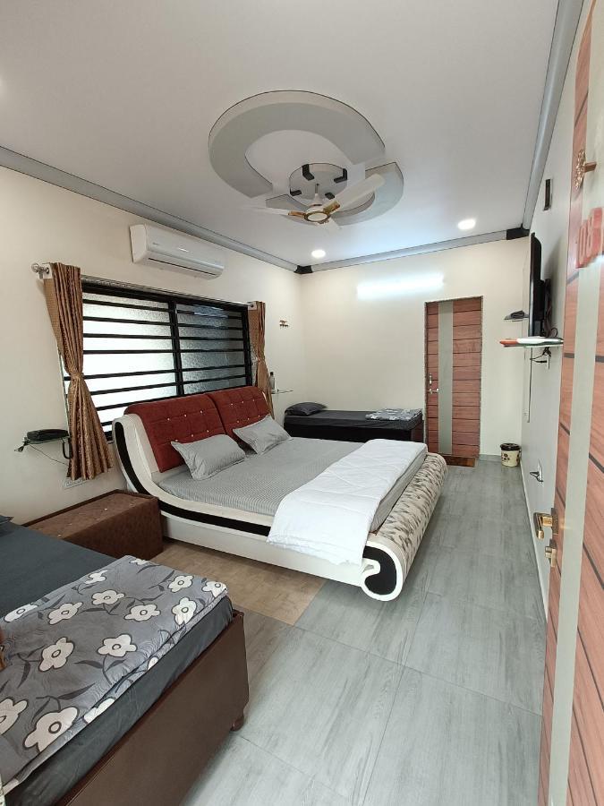 Hotel Jb Star Mandvi  Ngoại thất bức ảnh