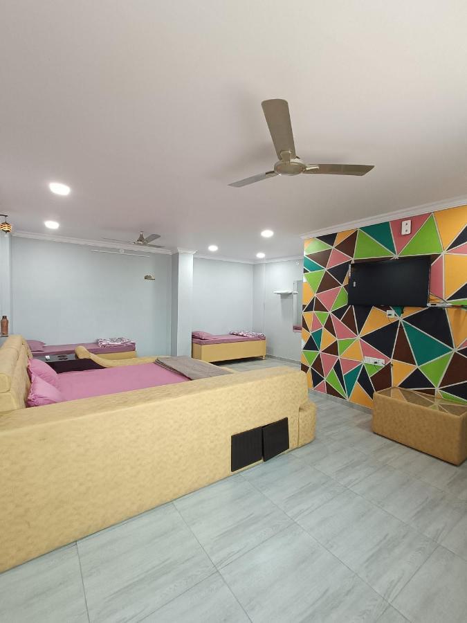 Hotel Jb Star Mandvi  Ngoại thất bức ảnh