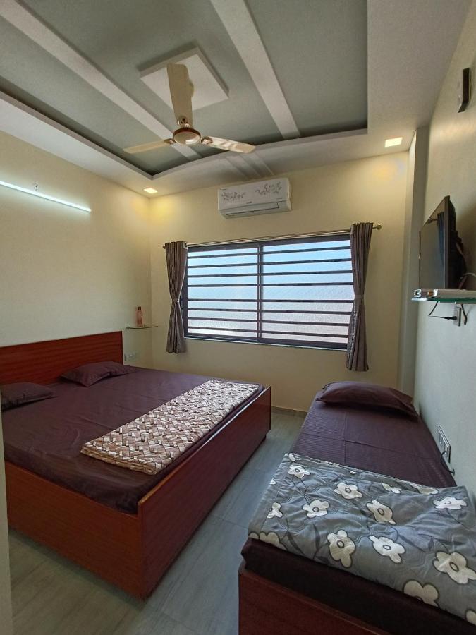 Hotel Jb Star Mandvi  Ngoại thất bức ảnh