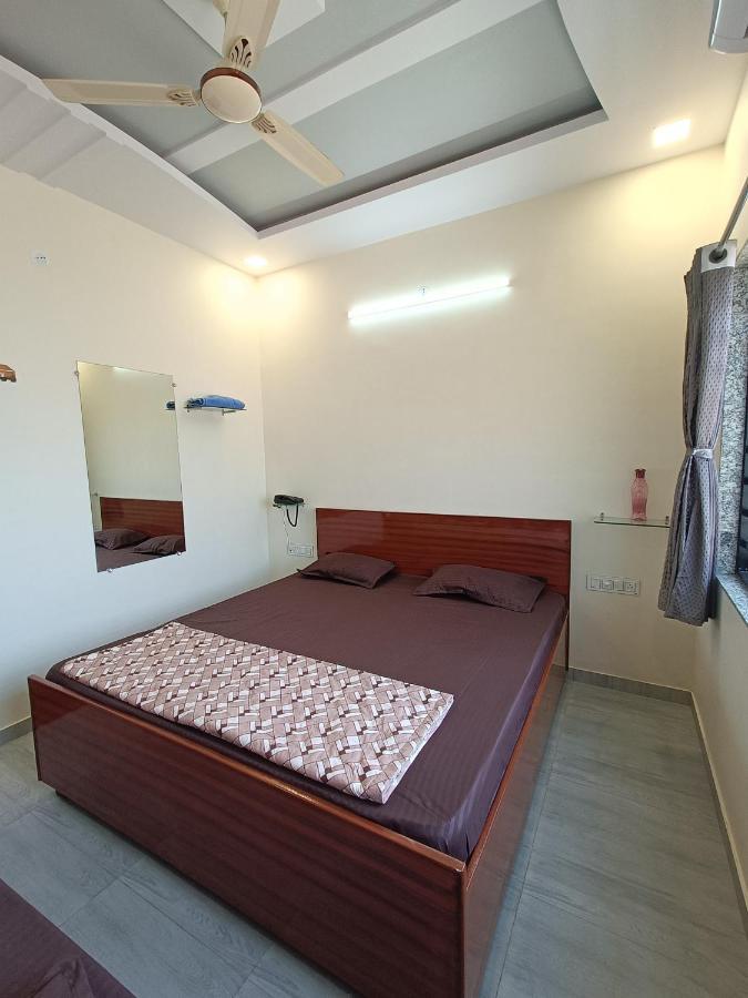 Hotel Jb Star Mandvi  Ngoại thất bức ảnh