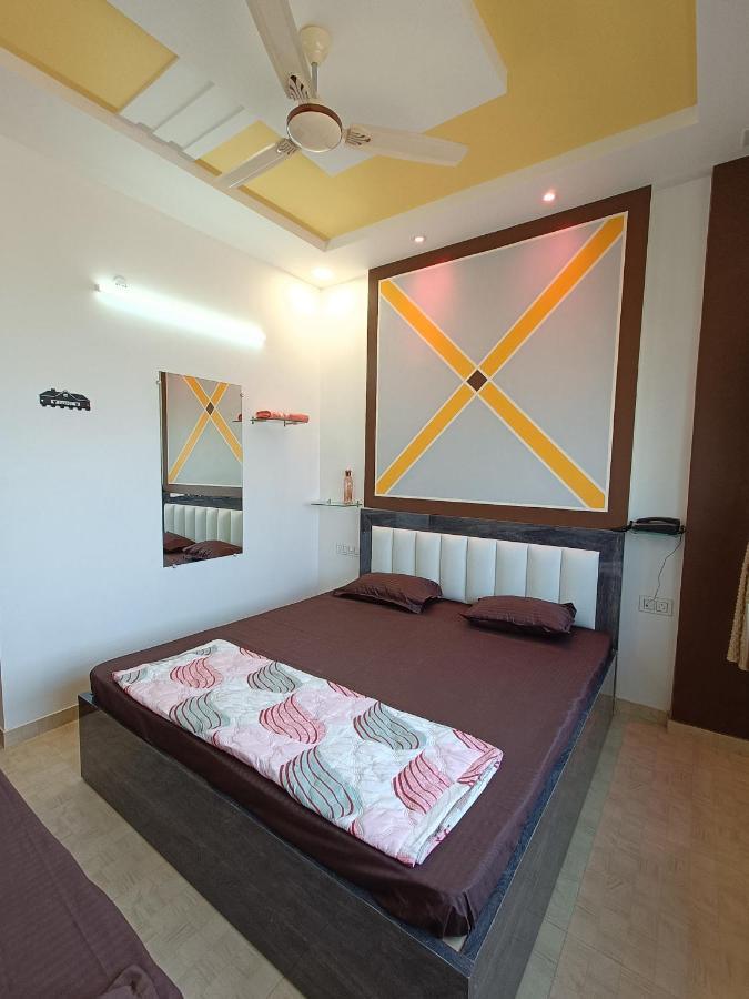Hotel Jb Star Mandvi  Ngoại thất bức ảnh